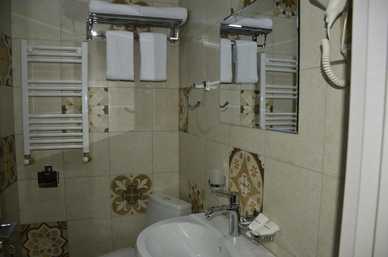 Vere Corner Hotel Tbilisi Eksteriør bilde