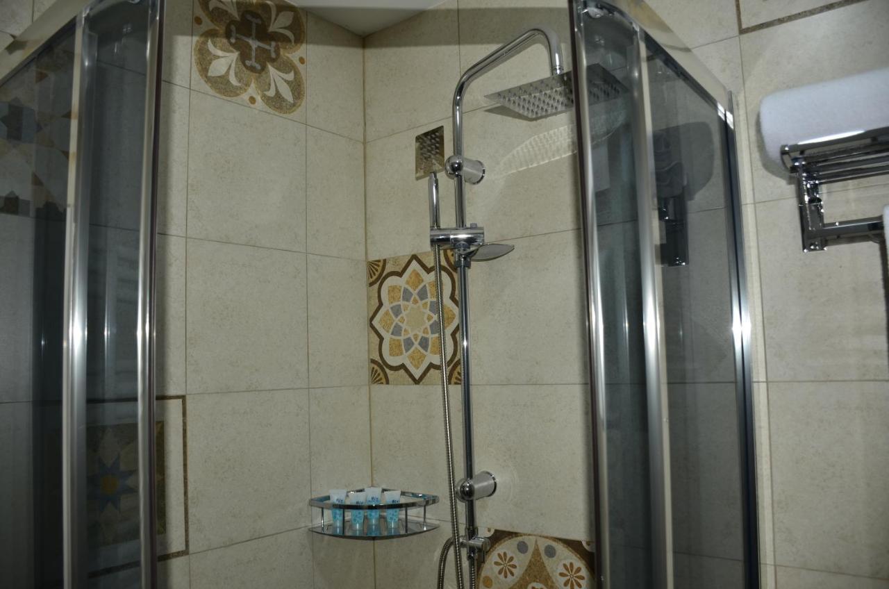 Vere Corner Hotel Tbilisi Eksteriør bilde